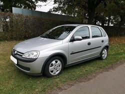 Silber Gebraucht 2003 Opel Corsa Njoy Kleinwagen | 2.650 € (Teuer)
