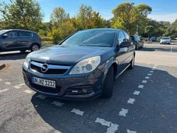 Blau Gebraucht 2005 Opel Vectra Limousine | 1.500 € (Fairer Preis)