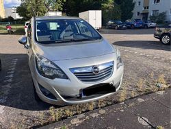 Schwarz Gebraucht 2011 Opel Meriva Edition Van / Kleinbus | 4.000 € (Etwas zu teuer)