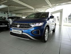Ravennablaumetallic Gebraucht 2025 VW T-Roc Life SUV | 27.890 € (Guter Preis)