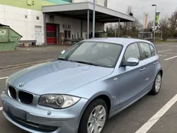 Blau Gebraucht 2010 BMW 118 Kleinwagen | 6.200 € (Teuer)
