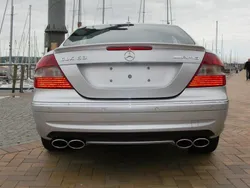 Silber Gebraucht 2007 Mercedes CLK63 AMG AMG Coupé | 35.000 €