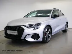 Florettsilber metallic Gebraucht 2023 Audi A3 Advanced Plus Limousine | 28.590 € (Fairer Preis)