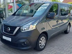 Grau Gebraucht 2020 Nissan NV300 Premium Edition Van | 23.990 € (Fairer Preis)
