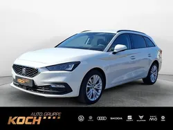 Weiß Gebraucht 2024 Seat Leon Style Limousine | 25.890 € (Fairer Preis)
