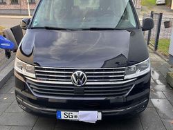 Schwarz Gebraucht 2023 VW T6.1 Highline Van | 58.999 € (Teuer)
