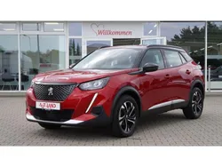 Elixir rot metallic (metallic) Gebraucht 2020 Peugeot 2008 Allure SUV | 19.950 € (Teuer)
