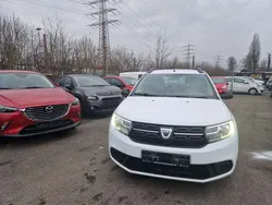 Gletscherweiss Gebraucht 2017 Dacia Logan Essentiel Limousine | 2.990 € (Fairer Preis)