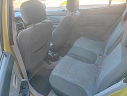 Gelb Gebraucht 2007 Kia Picanto Kleinwagen | 900 € (Guter Preis)