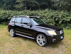 Schwarz Gebraucht 2009 Mercedes GLK350 SUV | 16.900 € (Fairer Preis)