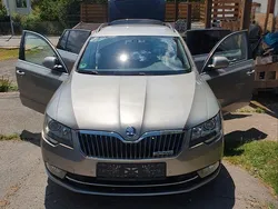 Grau Gebraucht 2014 Skoda Superb GreenLine Limousine | 6.200 € (Guter Preis)