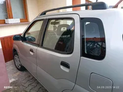 Silber Gebraucht 2003 Suzuki Ignis Kleinwagen | 2.000 €