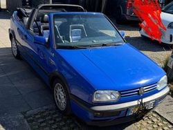 Blau Gebraucht 1997 VW Golf Cabriolet Conceptline Cabrio | 3.599 € (Teuer)