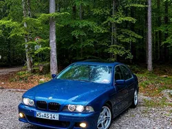 Blau Gebraucht 2001 BMW 525 M Sport Limousine | 8.490 €