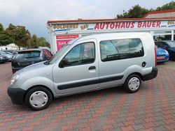 Grau Gebraucht 2007 Renault Rapid Abholung | 2.850 €
