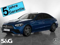 Metalliclack spektralblau Gebraucht 2025 Mercedes C220 AMG Limousine | 57.999 €
