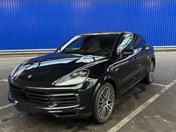 Schwarz Gebraucht 2021 Porsche Cayenne SUV | 69.999 € (Etwas zu teuer)