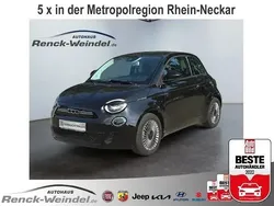 Onyx schwarz Gebraucht 2023 Fiat 500e Icon Kleinwagen | 17.989 € (Etwas zu teuer)
