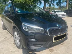 Schwarz Gebraucht 2019 BMW 218 Active Tourer Van / Kleinbus | 13.999 € (Superpreis)