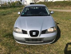 Silber Gebraucht 2005 Seat Ibiza Stella Limousine | 200 € (Superpreis)