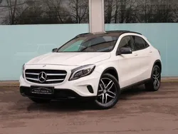 Weiß Gebraucht 2016 Mercedes GLA200 Night SUV | 17.790 € (Fairer Preis)