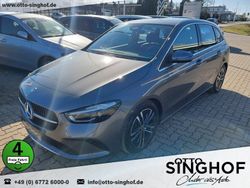 Lack mountaingrau (metallic) Gebraucht 2023 Mercedes B200 Progressive Van / Kleinbus | 28.980 € (Fairer Preis)