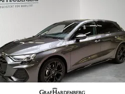 Grün Neu 2025 Audi A3 Sportback Ambiente Limousine | 41.623 € (Teuer)