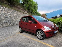 Rot Gebraucht 1999 Mercedes 170 Elegance Van / Kleinbus | 5.750 €