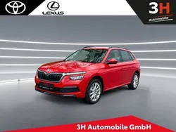 Rot Gebraucht 2019 Skoda Kamiq Active SUV | 13.990 € (Fairer Preis)