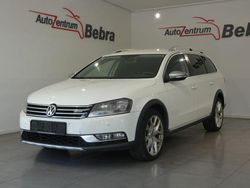 Weiß Gebraucht 2012 VW Passat Limousine | 6.990 € (Superpreis)