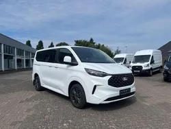 Weiß Gebraucht 2025 Ford Tourneo Custom Titanium Van / Kleinbus | 47.990 €