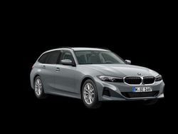 Grau Gebraucht 2024 BMW 318 Limousine | 31.990 € (Guter Preis)