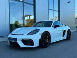 Weiß Gebraucht 2021 Porsche Cayman GT4 Chrono Coupé | 114.750 € (Etwas zu teuer)