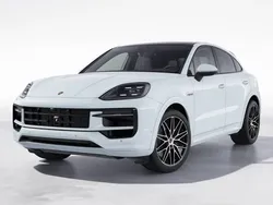 Weiß Gebraucht 2023 Porsche Cayenne SUV | 112.800 € (Fairer Preis)