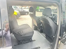 Schwarz Gebraucht 2020 Mercedes Vito Van / Kleinbus | 23.000 € (Guter Preis)