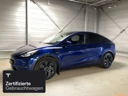 Blau Gebraucht 2024 Tesla Model Y Long Range SUV | 45.200 € (Etwas zu teuer)