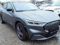 Grau Gebraucht 2024 Ford Mustang Mach-E Premium SUV | 40.900 € (Superpreis)
