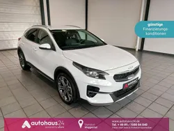 Weiß Gebraucht 2022 Kia XCeed Vision SUV | 19.990 € (Guter Preis)