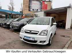 Weiß Gebraucht 2009 Opel Meriva Innovation Van / Kleinbus | 4.499 € (Etwas zu teuer)