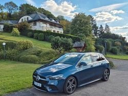 Blau Gebraucht 2020 Mercedes B220 AMG Van / Kleinbus | 24.800 € (Guter Preis)