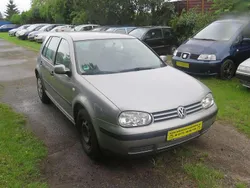 Grau Gebraucht 2002 VW Golf IV Limousine | 725 € (Superpreis)