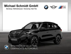Saphirschwarz Gebraucht 2024 BMW X1 Comfort Edition SUV | 35.620 € (Superpreis)