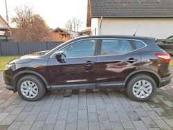 Violet Gebraucht 2015 Nissan Qashqai SUV | 8.490 € (Superpreis)