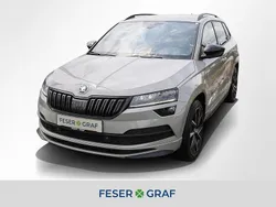 Grau Gebraucht 2020 Skoda Karoq SportLine SUV | 23.440 € (Fairer Preis)