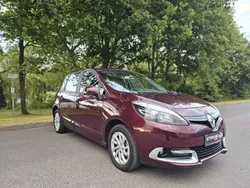 Rot Gebraucht 2014 Renault Scénic III Initiale Paris Van / Kleinbus | 5.999 € (Guter Preis)