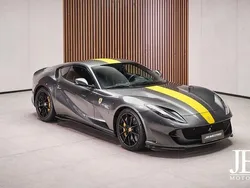 Grau Gebraucht 2020 Ferrari 812 Coupé | 299.850 €