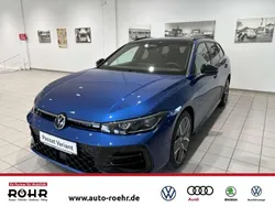 Reef blue metallic / grenadill Gebraucht 2025 VW Passat R-line Kombi | 64.950 €