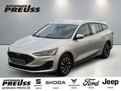 Silber Gebraucht 2023 Ford Focus Titanium Kombi | 20.850 € (Fairer Preis)