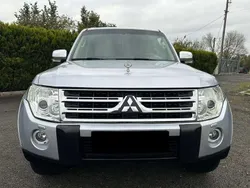 Silber Gebraucht 2010 Mitsubishi Pajero SUV | 15.500 € (Fairer Preis)