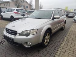 Silber Gebraucht 2005 Subaru Outback Active Limousine | 1.500 € (Superpreis)